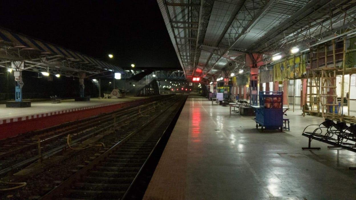 👻 Part 4: The Midnight Train That Never Stops – A Terrifying Indian Ghost Story